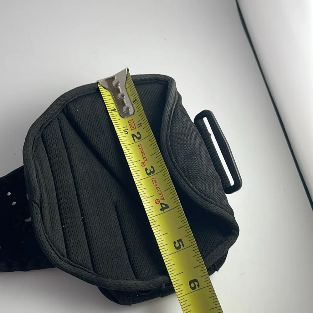 Armpocket Running Phone Arm Pocket, fits phones up to 6”